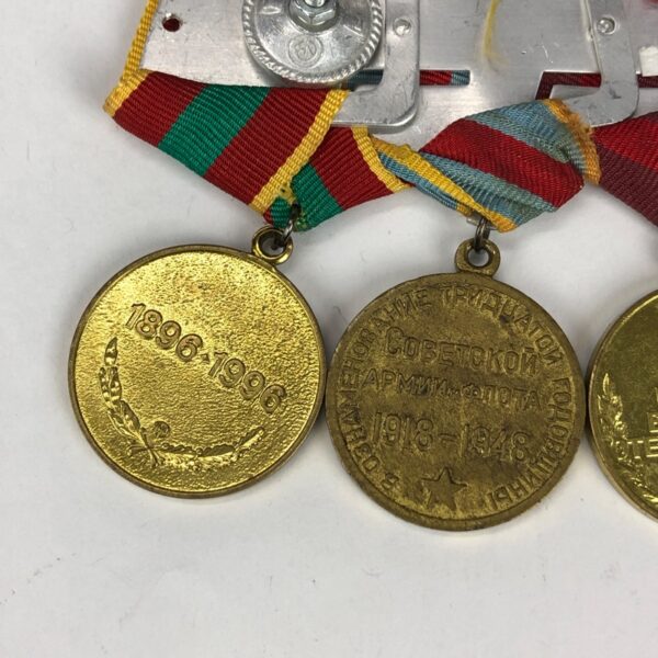 Pasador con 5 medallas URSS - Imagen 6