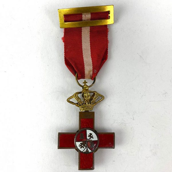 Cruz al Mérito Militar con distintivo rojo 1868-1871