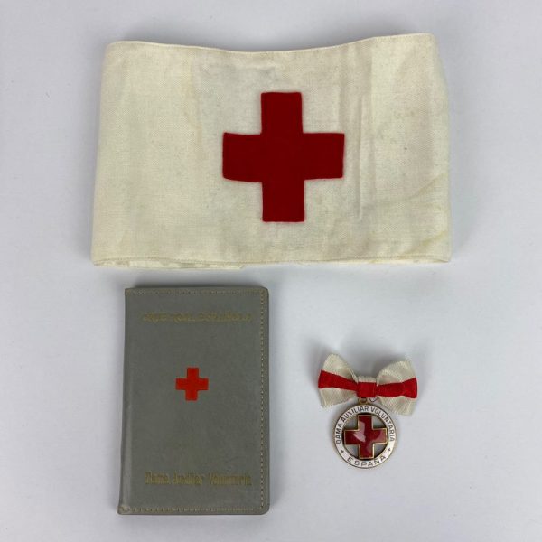 Conjunto Dama Auxiliar Cruz Roja