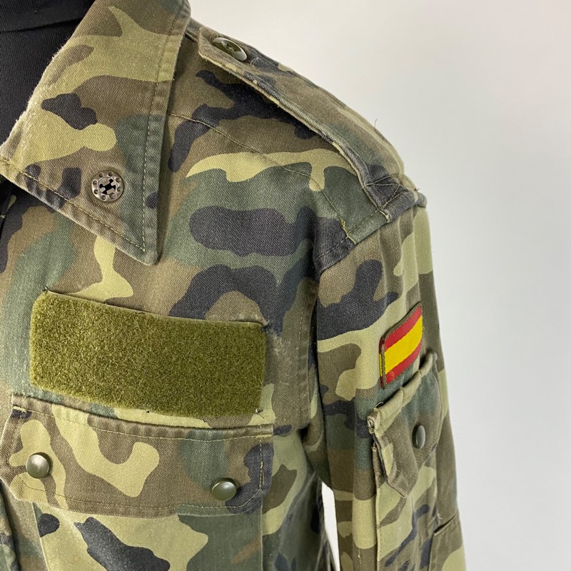 Uniforme del Ejercito Español - Militaria Sagrada Familia