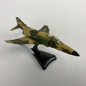 Avión F-4 Phantom II en Miniatura