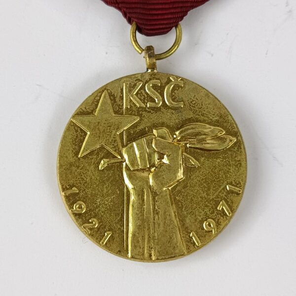 Medalla del 50 Aniversario del KSC