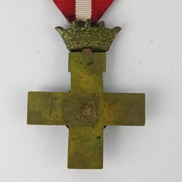 Medalla al Mérito Militar con Distintivo Rojo