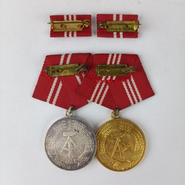Medalla por Servicio Fiel de los Grupos de Combate RDA