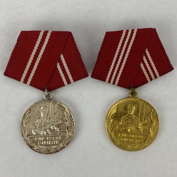 Medalla por Servicio Fiel de los Grupos de Combate RDA