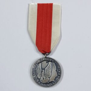 Medalla al Mérito en la Defensa del Pais