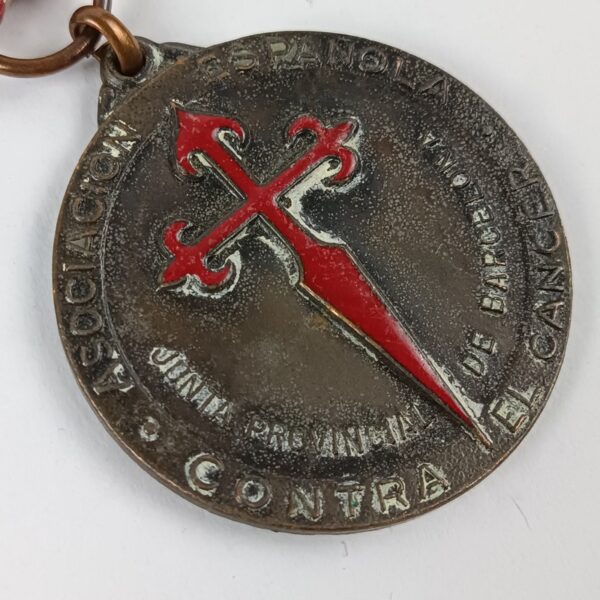 Medalla de la Asociación Española contra el Cáncer