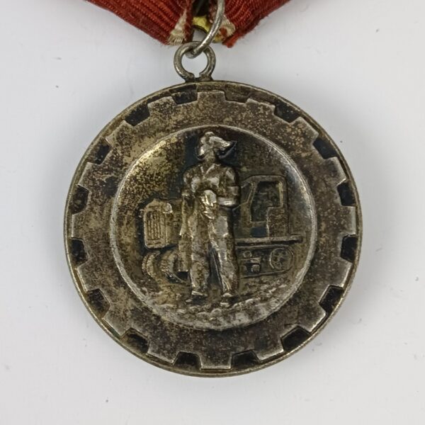 Medalla por Distinción Laboral Bulgaria
