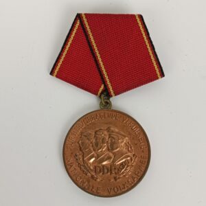 Medalla al Servicio Distinguido del Ejército RDA