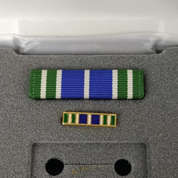 Medalla por Logro Militar USA Caja y Concesión