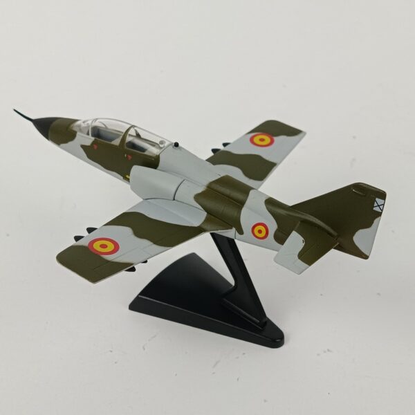 Miniatura Aviones en Combate CASA C101