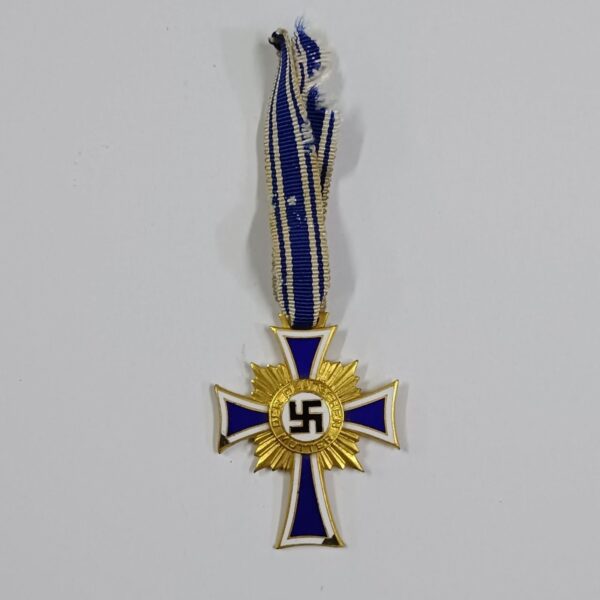 Cruz de Honor de Madre en oro WW2