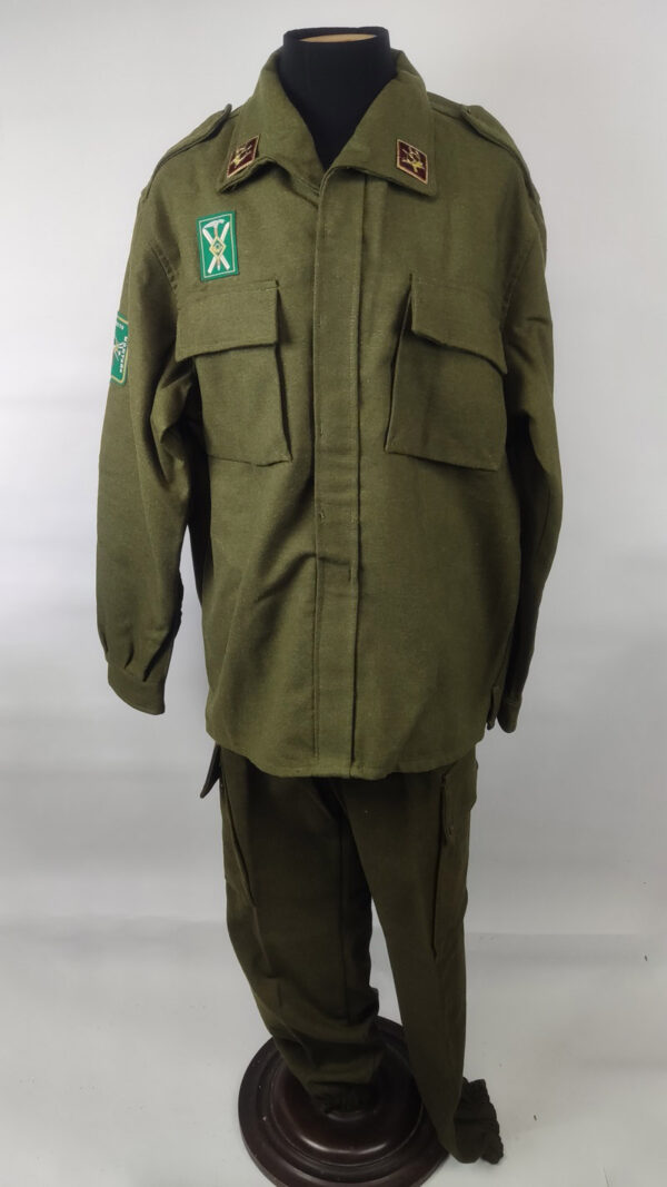 Uniforme Verde M-82 Hidrofugado Ejército Español