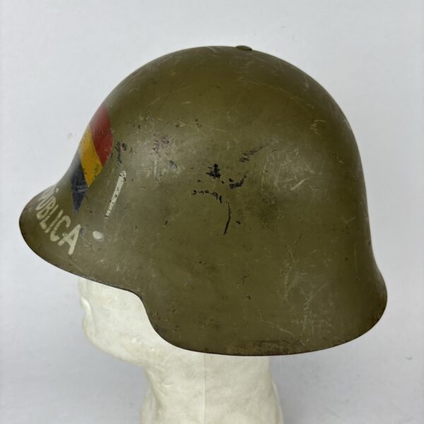 Casco Trubia M1938 República Restaurado