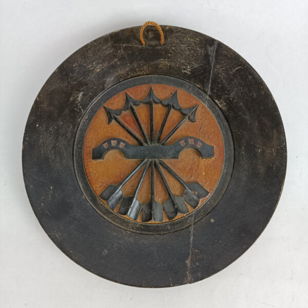 Plato de madera de la Falange