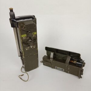 Radio PRT-4 / PRR-9 para casco Guerra de Vietnam USA