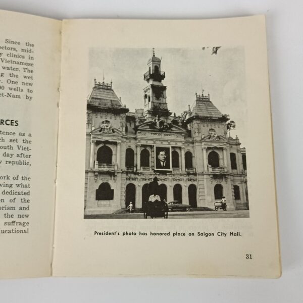 Libro A Pocket Guide to Viet-Nam (Edición Militar de Bolsillo, años 60) - Imagen 5