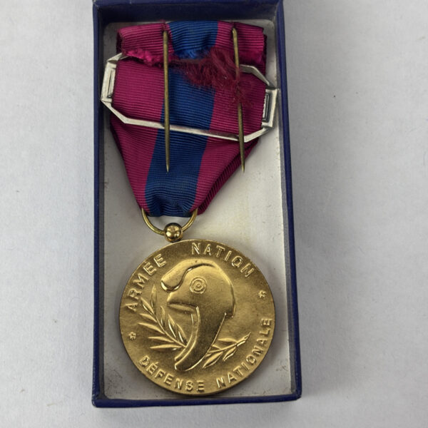 Medalla de la Defensa Nacional con caja Francia - Imagen 3