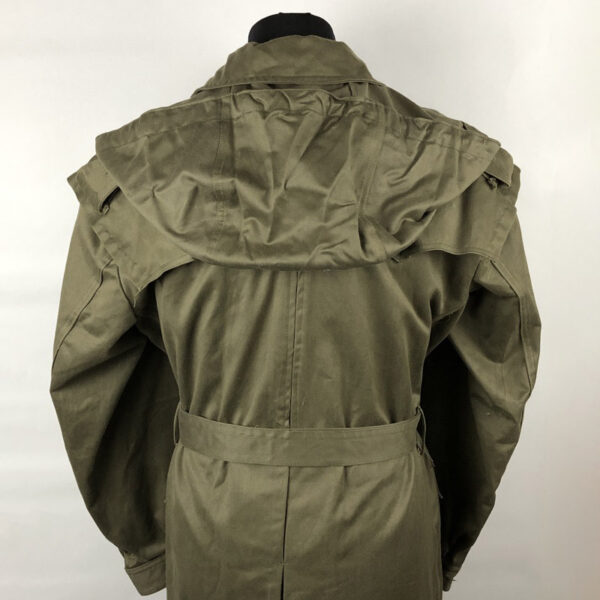 Gabardina de Sanidad Militar años 70 España - Imagen 2
