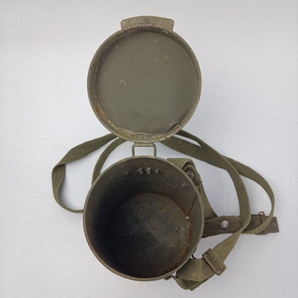 Bote para Máscara Antigás GM-17 Alemania WW1 Original - Imagen 4