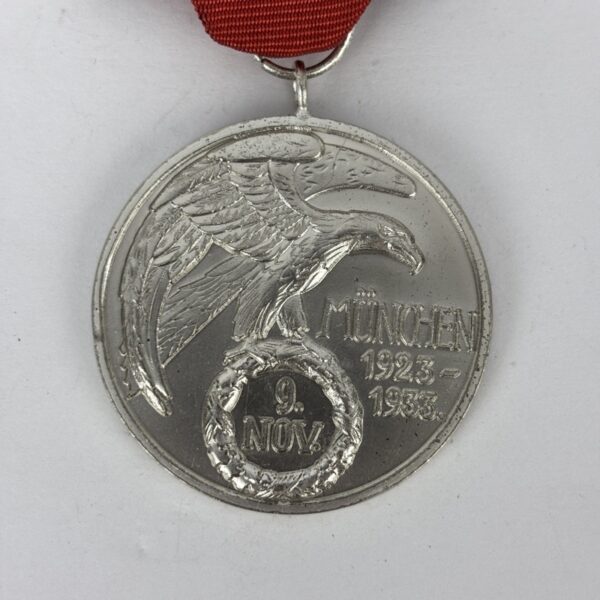 Medalla Orden de la Sangre Tercer Reich Alemania Repro - Imagen 3