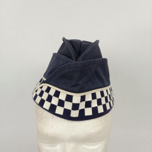 Gorro cuartelero de la Guardia Urbana de Barcelona - Imagen 2