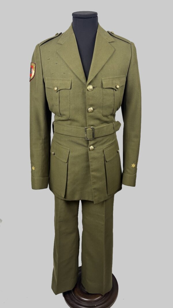 Uniforme de Capitán de la BRIDOT VII España - Imagen 3