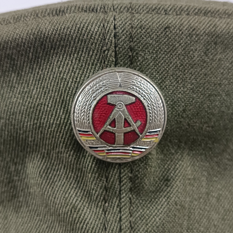 Gorra del Ejército de Tierra de Alemania Oriental RDA - Imagen 7