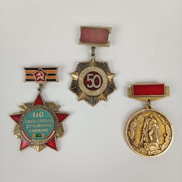 Conjunto medallas e insignias Sovieticas URSS
