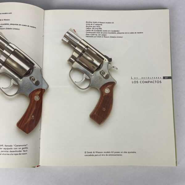 Libro El mundo de los revólveres y pistolas - Imagen 3