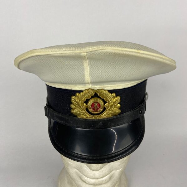 Gorra de Plato de la Volksmarine. Alemania - Imagen 3