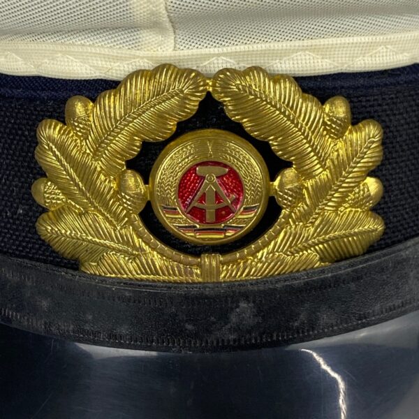 Gorra de Plato de la Volksmarine. Alemania - Imagen 4