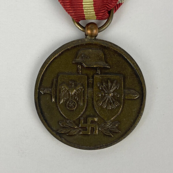 Medalla de la División Azul Alemania modelo Español - Imagen 3