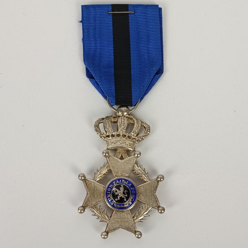 Medalla de Caballero Orden de Leopoldo II de Bélgica