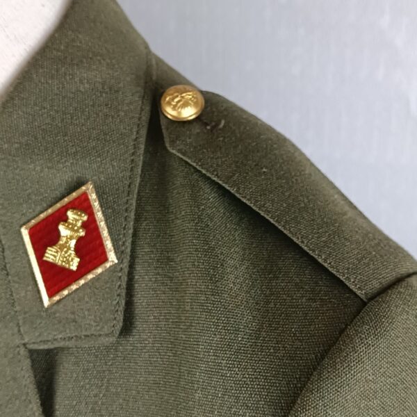 Uniforme R 43 de Sargento del 4º Batallón de Cazadores de Montaña - Imagen 7