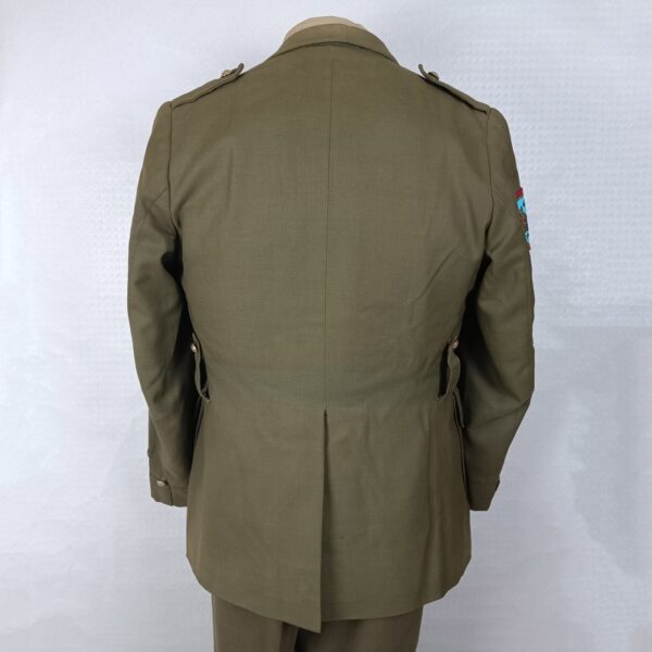 Uniforme de Capitan R79 VII Región Militar España - Imagen 2