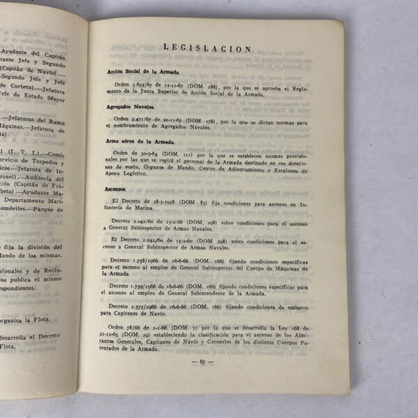 Libro Almanaque del Militar 1969 - Imagen 6