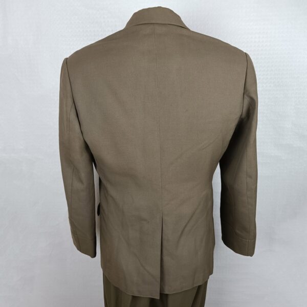Uniforme de oficial de la Fuerza Aérea Soviética - Imagen 2