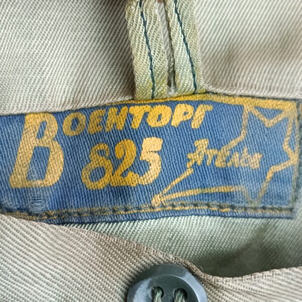 Uniforme de oficial de la Fuerza Aérea Soviética - Imagen 8