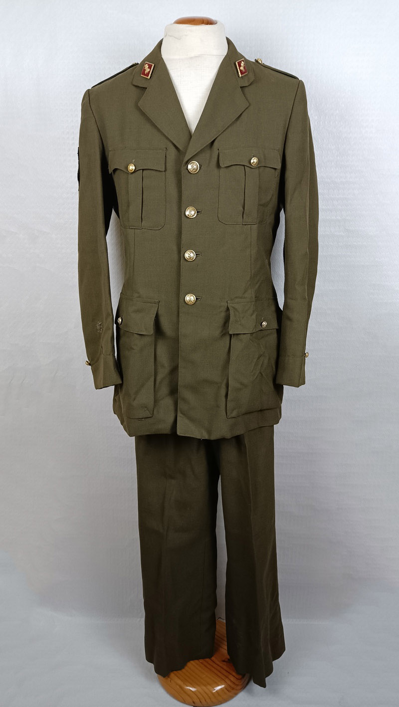 Uniforme Militar de Alférez R43 España (copia) - Imagen 12