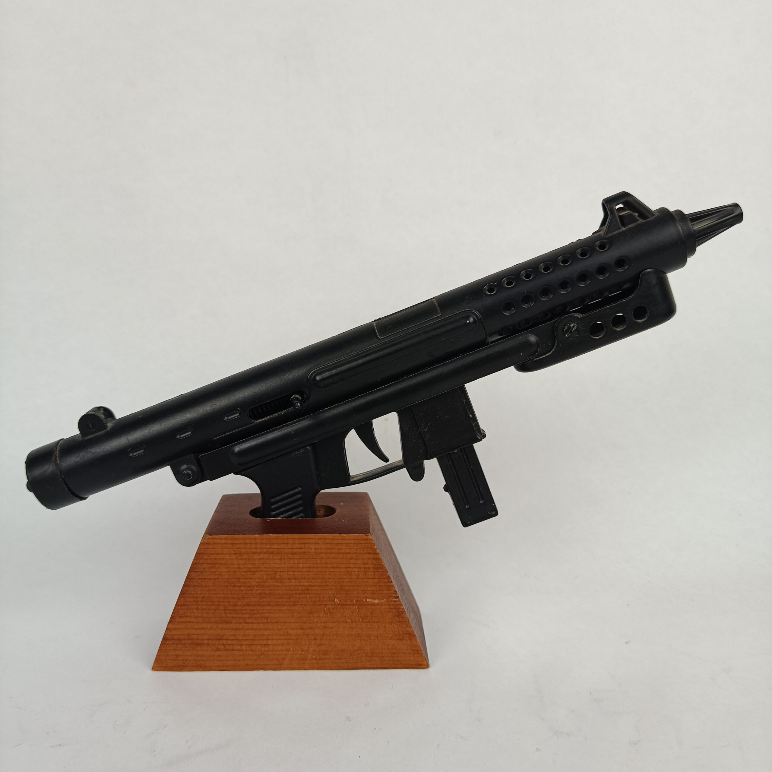 Réplica Miniatura Subfusil Z70-B