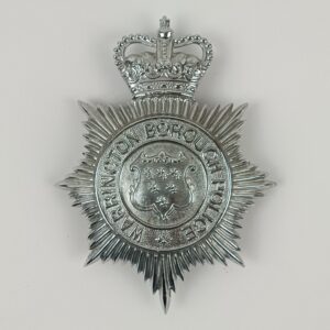 Placa casco de Policía Warrington Borough UK