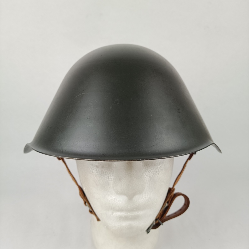 Casco VOPO M56/66 con funda Strichtarn RDA - Imagen 3