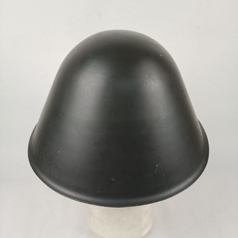 Casco VOPO M56/66 con funda Strichtarn RDA - Imagen 5