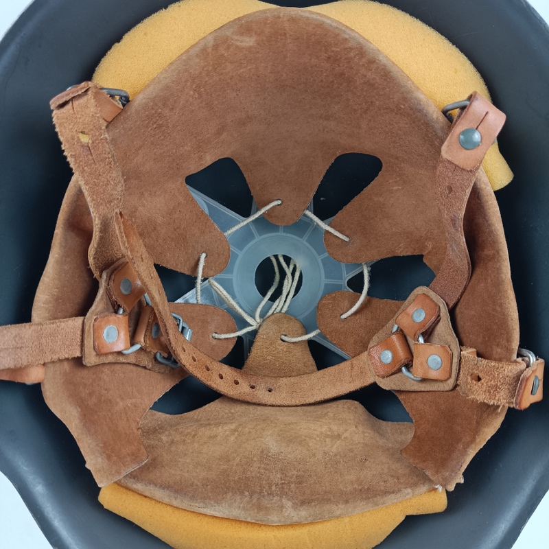 Casco VOPO M56/66 con funda Strichtarn RDA - Imagen 10