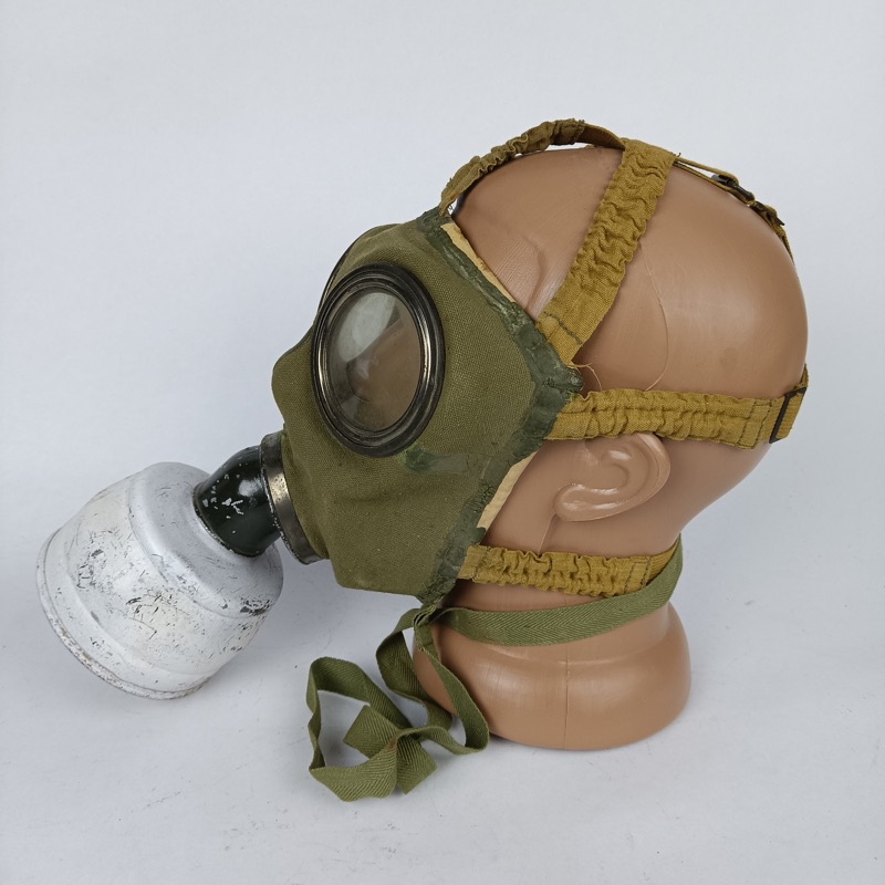 Máscara Antigás de Camuflaje Invierno WW2 - Imagen 9