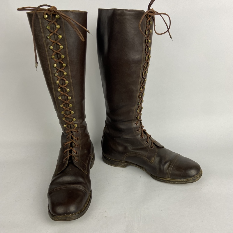 Botas de cuero marrón Guerra Civil España