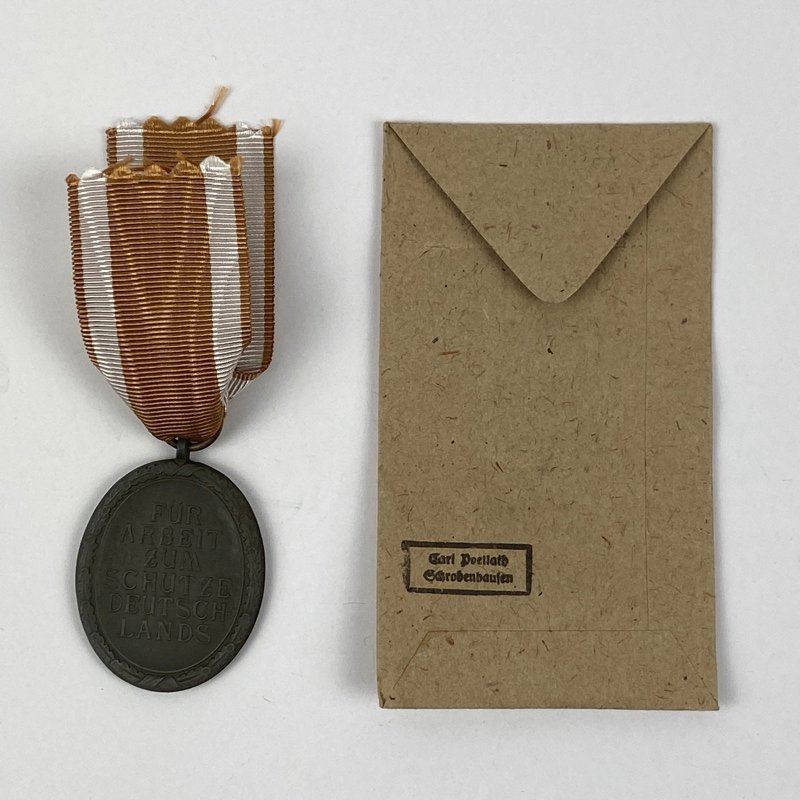 Medalla del Muro Atlántico WW2 Alemania - Imagen 2