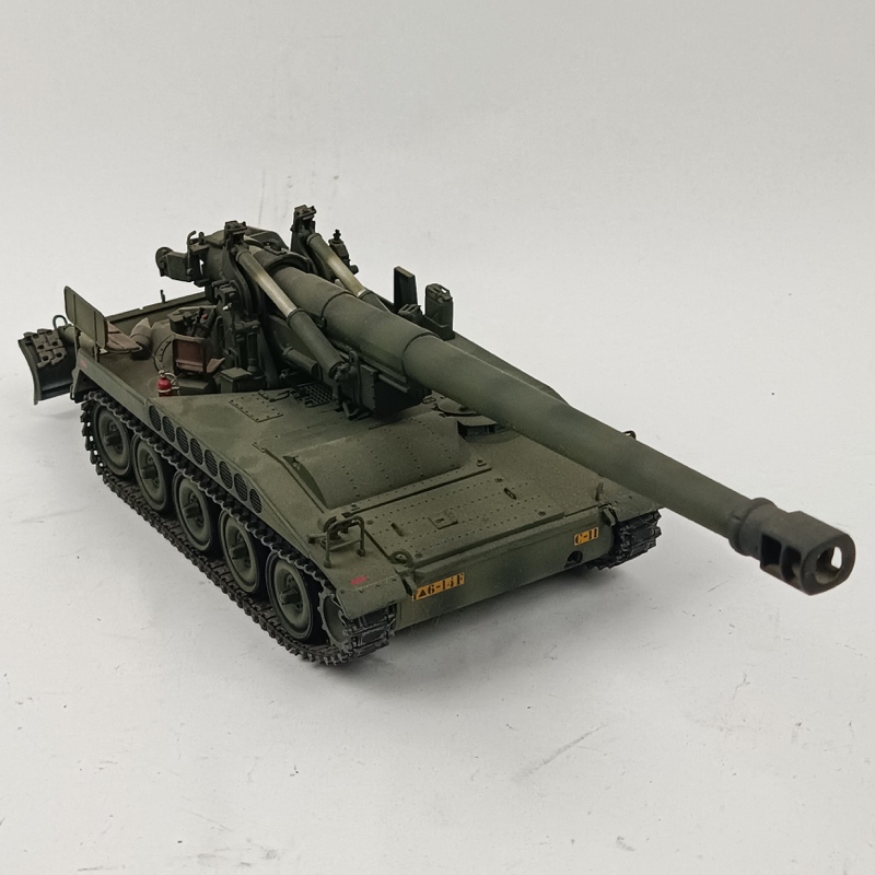 Tanque M110 Howitzer USA 1:35 Miniatura