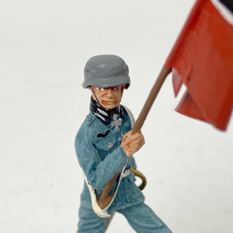 Soldadito de Plomo Abanderado Wehrmacht WW2 1:32 - Imagen 4